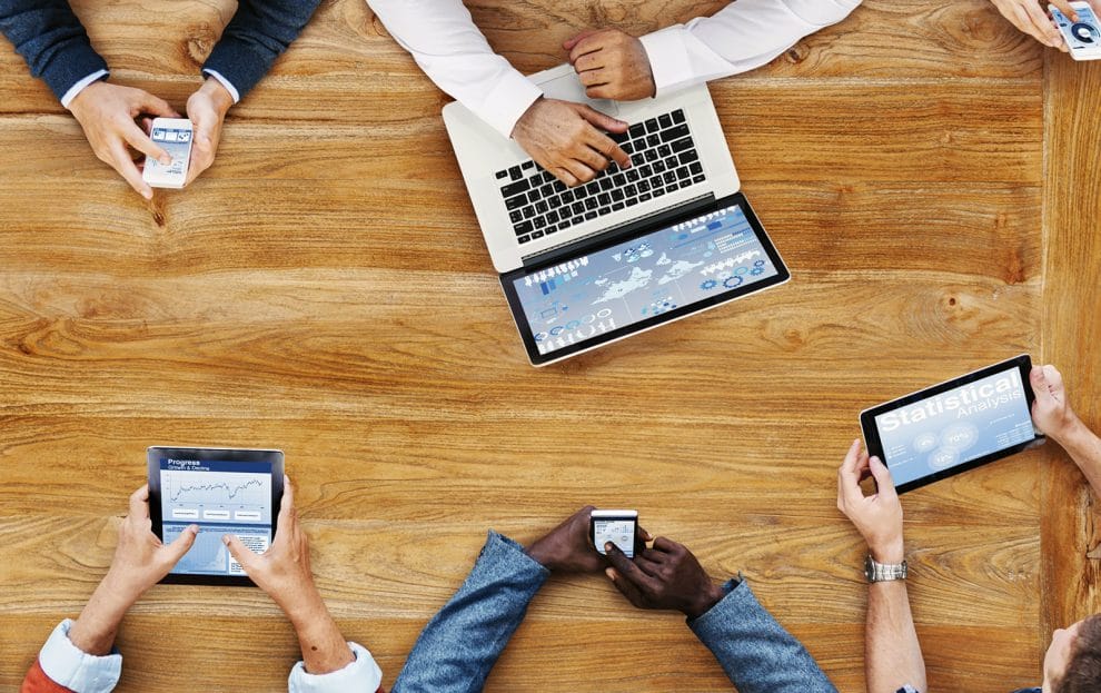 24 Awesome Examples of Disruptive Technology (MUST READ)